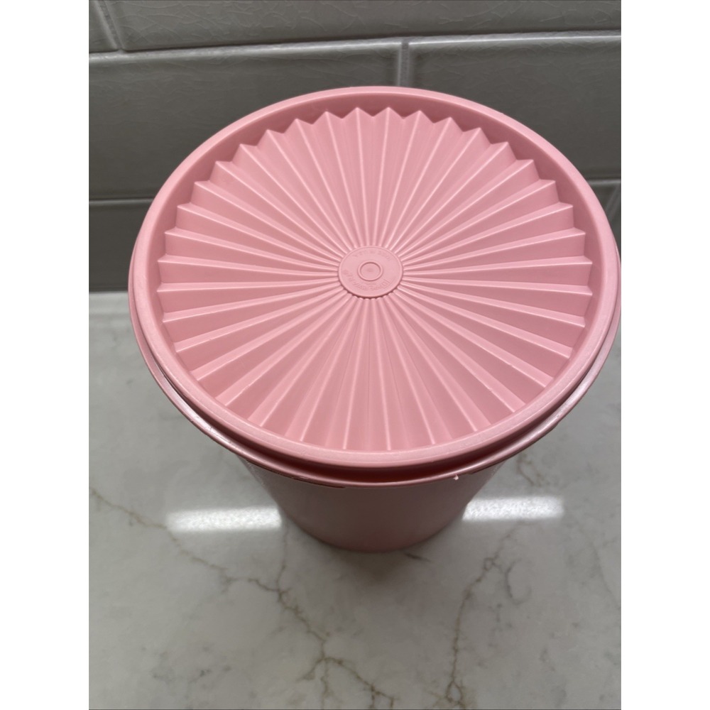 Vtg Tupperware Dusty Rose Pink Mauve 8 1/2" Canister Servalier Lid 806-1 - Picture 3 of 5